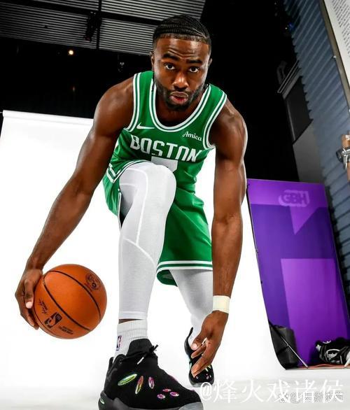 徒劳无功！杰伦-布朗全场34+8+7豪华数据难救主